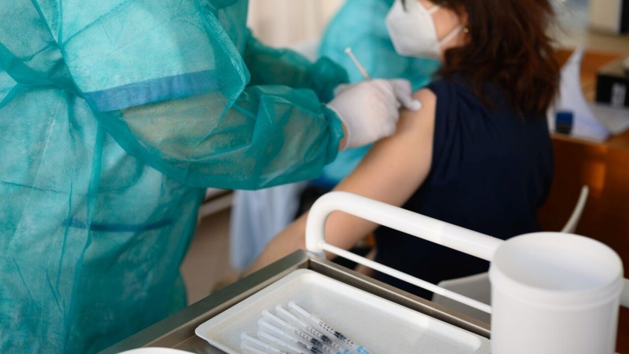 Očkovanie učiteľov: Spustia registráciu na ďalšie termíny