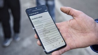 Aplikácia na trasovanie kontaktov je pripravená, rozhodovať bude vláda