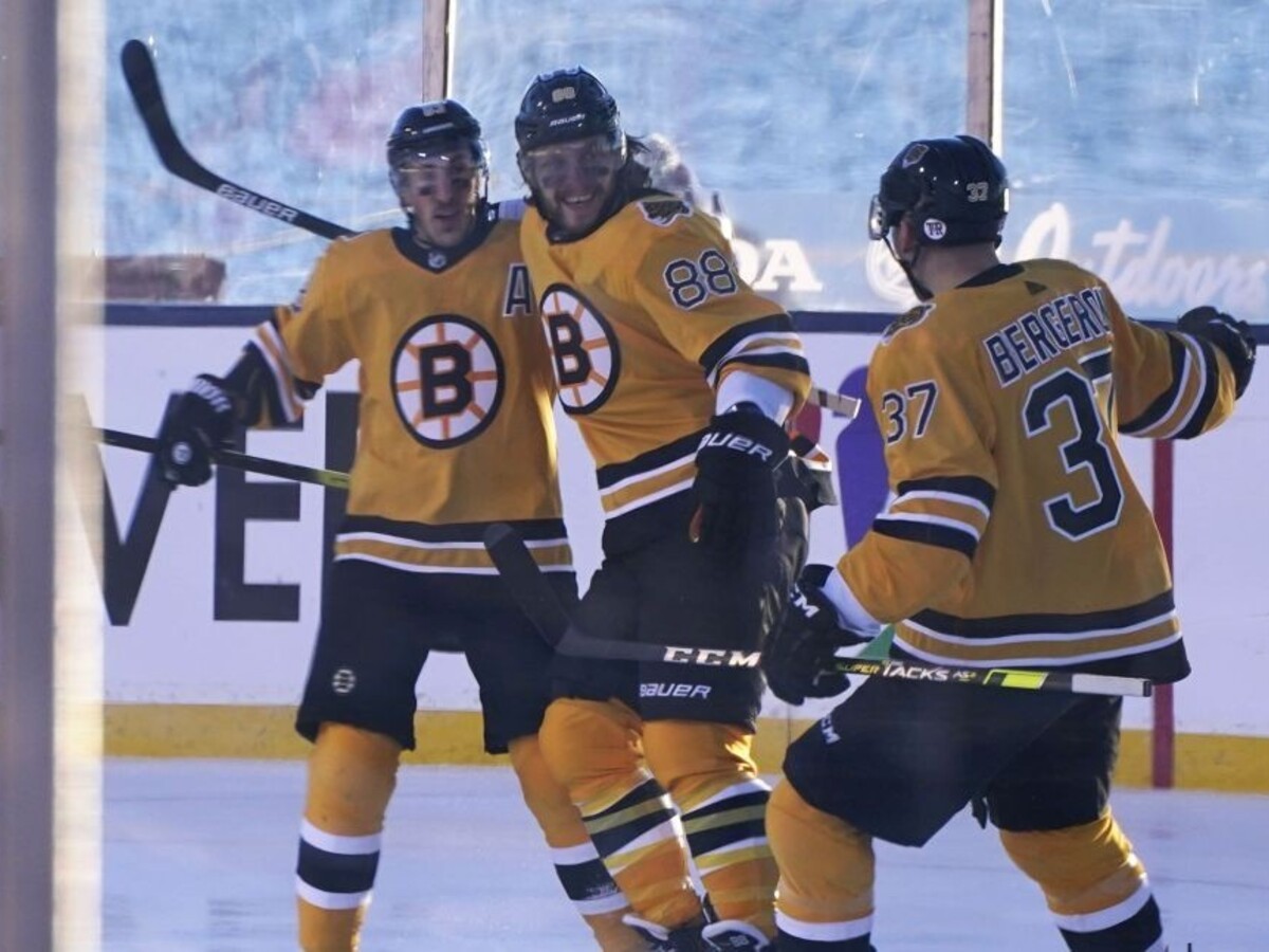 NHL: Hlavnou postavou duelu pri jazere bol Čech Pastrňák