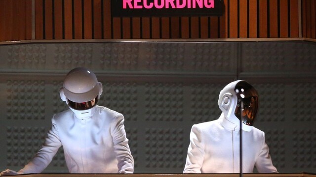 Skupina Daft Punk sa rozpadla. S fanúšikmi sa rozlúčili videom