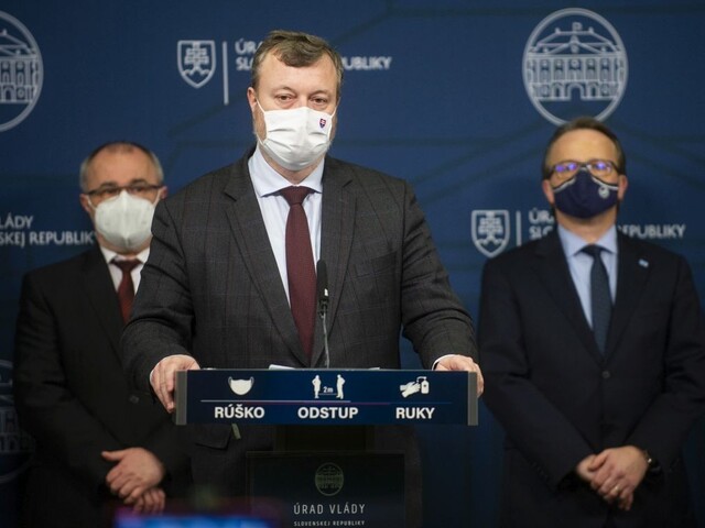 Tripartita zasadla po pol roku. Zhodla sa v zákone o kurzarbeite