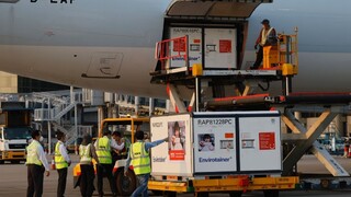 Hongkong bude očkovať čínskou vakcínou. Nakúpi milióny dávok