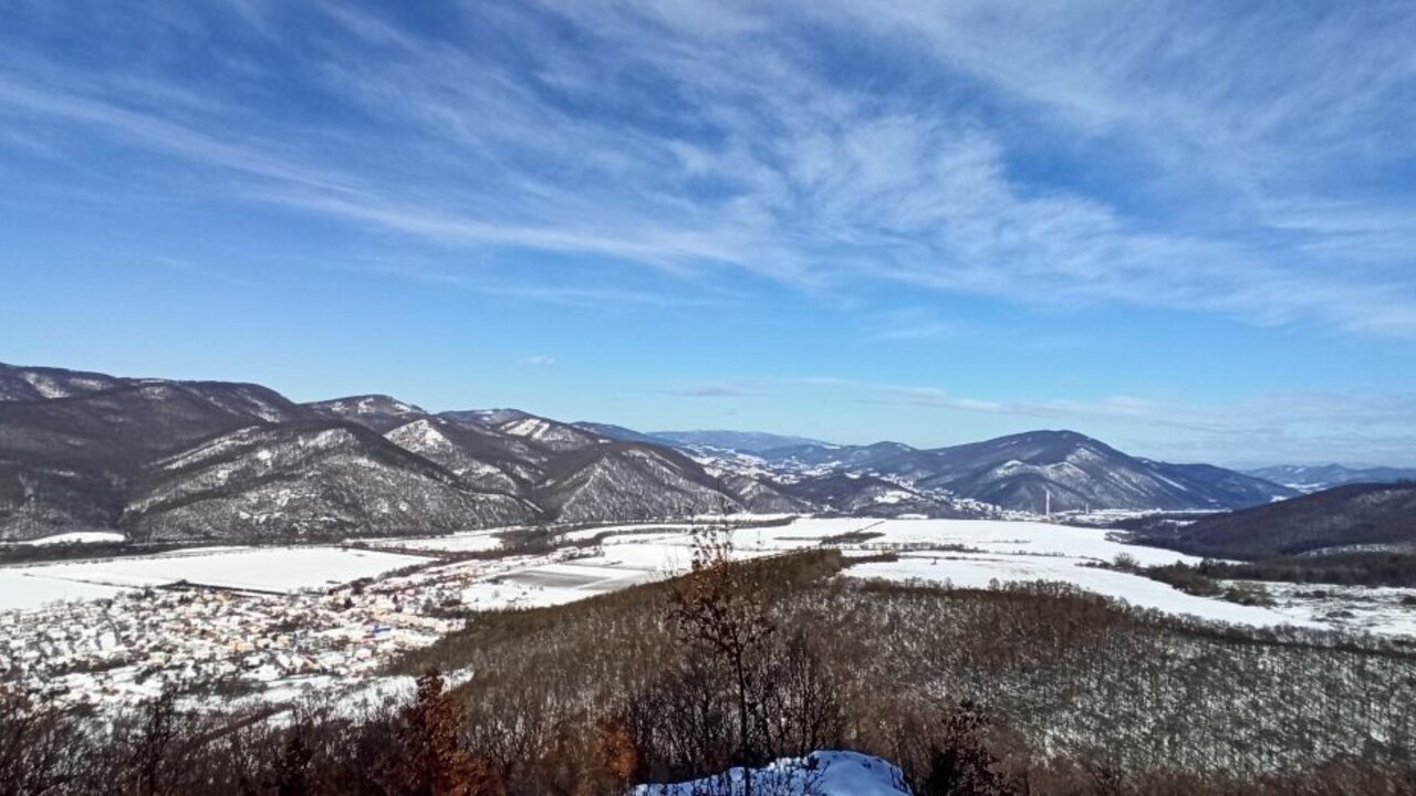 FOTO našich čitateľov: Prechádzka pri vodopáde, zasnežené výhľady