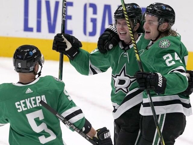 NHL: V repríze finále proti sebe nastúpili Černák a Sekera
