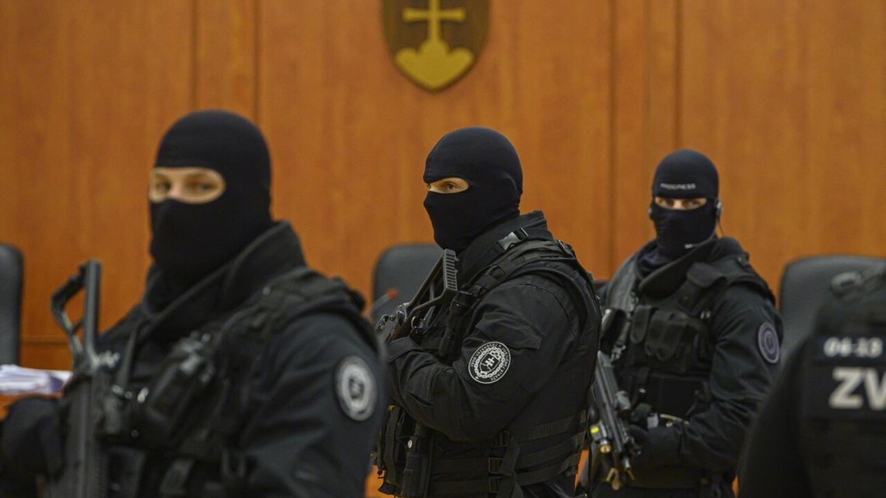 Falošní kukláči prepadli byt a lúpili. Bolo pri tom i dieťa