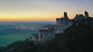 FOTO našich čitateľov: Veľkolepé západy slnka v Malých Karpatoch