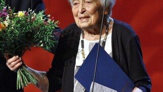Zomrela skvelá herečka a energická dáma Helena Kružíková