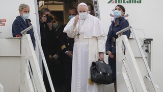 Pápež po roku odcestoval na zahraničnú cestu, prišiel do Iraku
