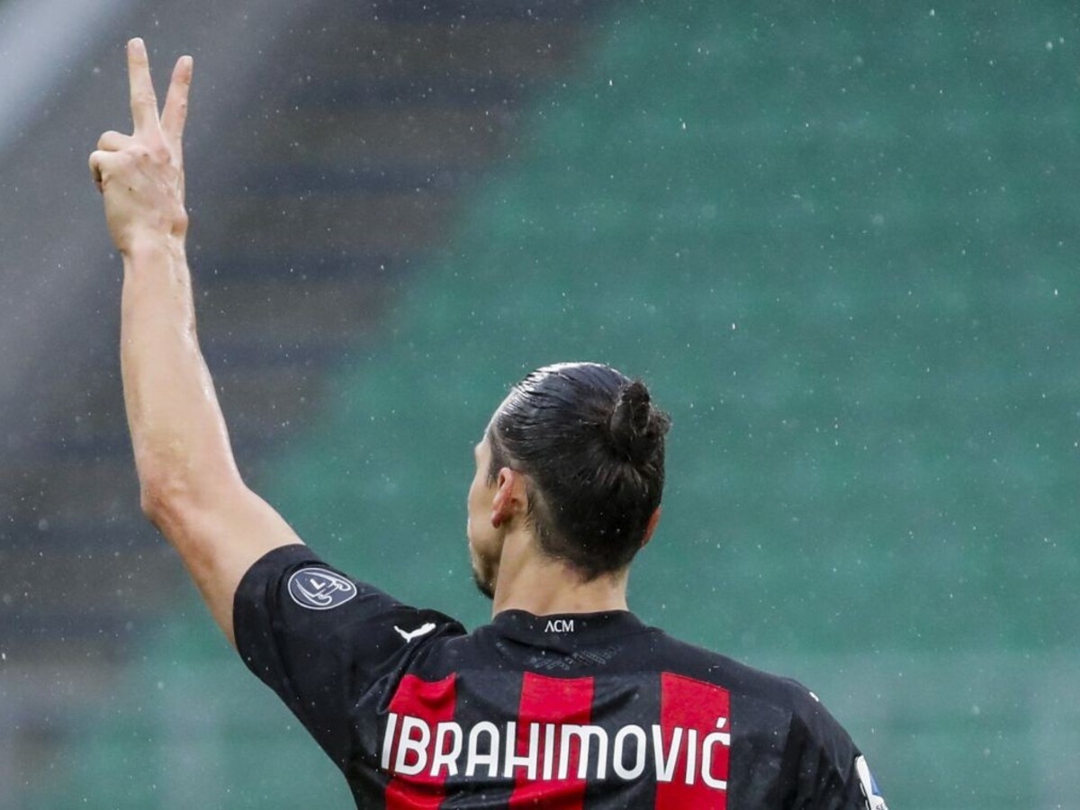 Ibrahimovič sa ponáhľal, tak stopol fanúšika na motorke