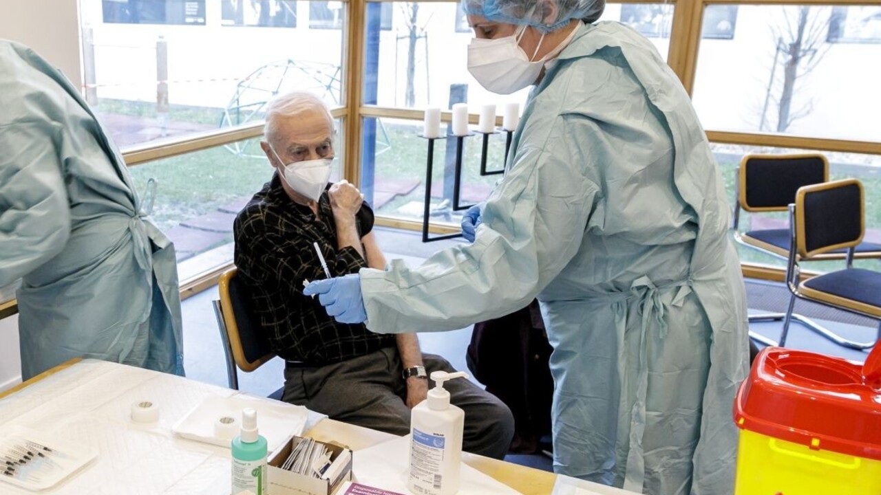 Krajčí: Ministerstvo otvorí ďalšie termíny na očkovanie