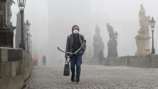 Nákaza nepoľavuje, z Česka hlásia tretie najvyššie víkendové čísla