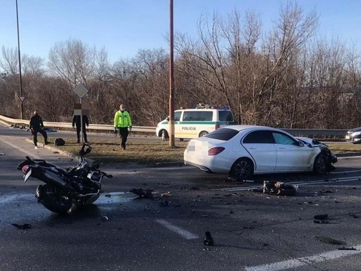 Tragická nehoda: 60-ročný motorkár bol na mieste mŕtvy