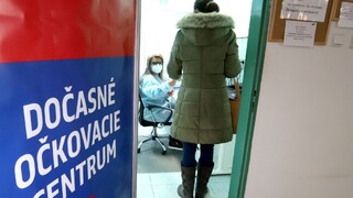 Nemocnice čelia najväčšiemu náporu chorých, pribudli desiatky obetí