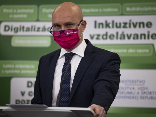 Gröhling plánuje reformu. Podporné tímy definujú aj v zákone