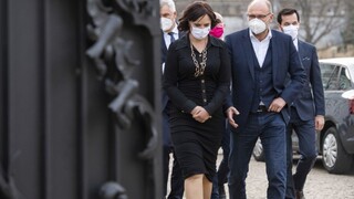 Vyrieši sa koaličná kríza? Podľa Pčolinského sa hádajú o lopatky a vedierka