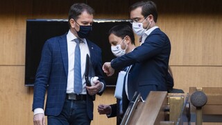 Ako von z krízy? Raši s Cigánikovou sa v jednom zhodli