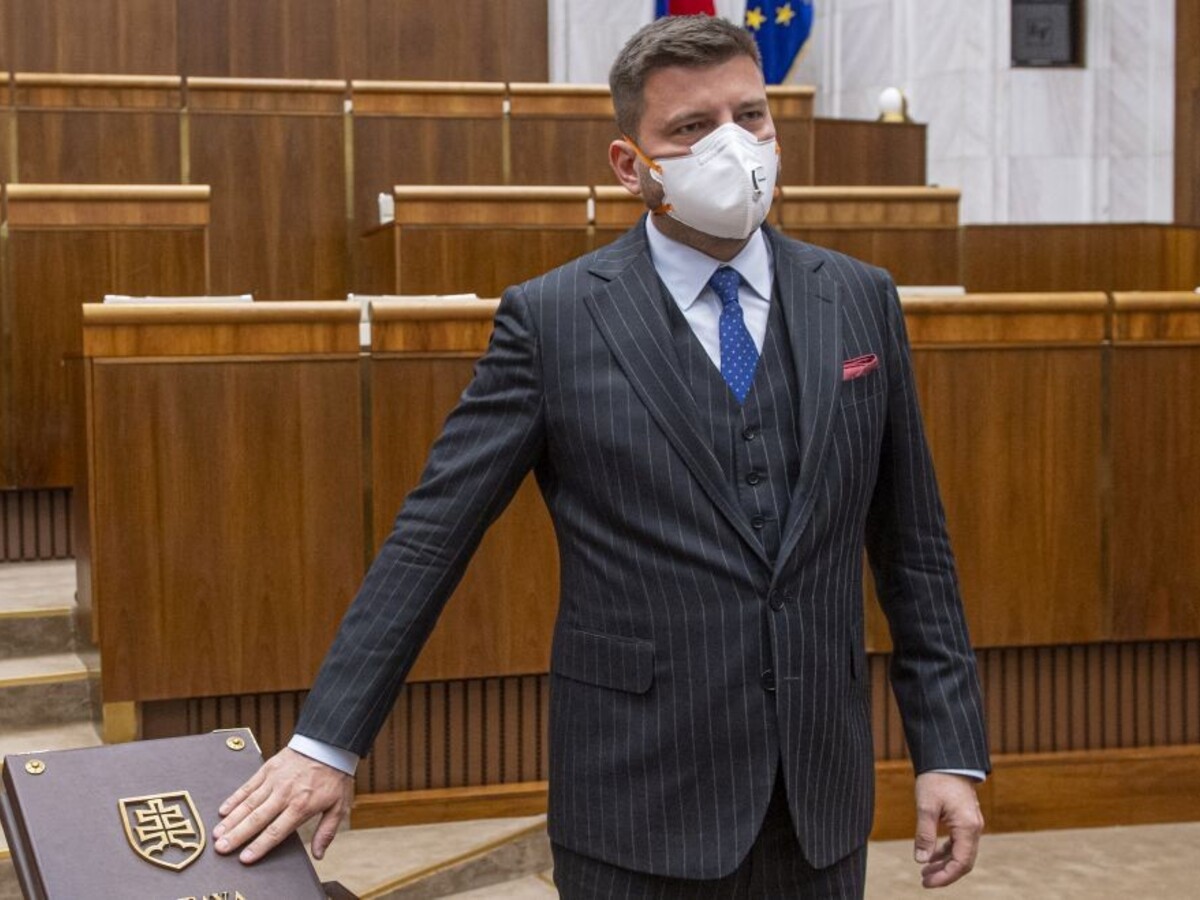 Sme rodina je sklamané z koaličného cirkusu. Oni vraj hanbu nerobia
