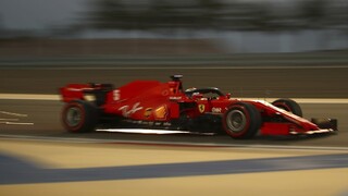 Ferrari ukázalo nové auto, má riešiť najväčší problém z minulej sezóny