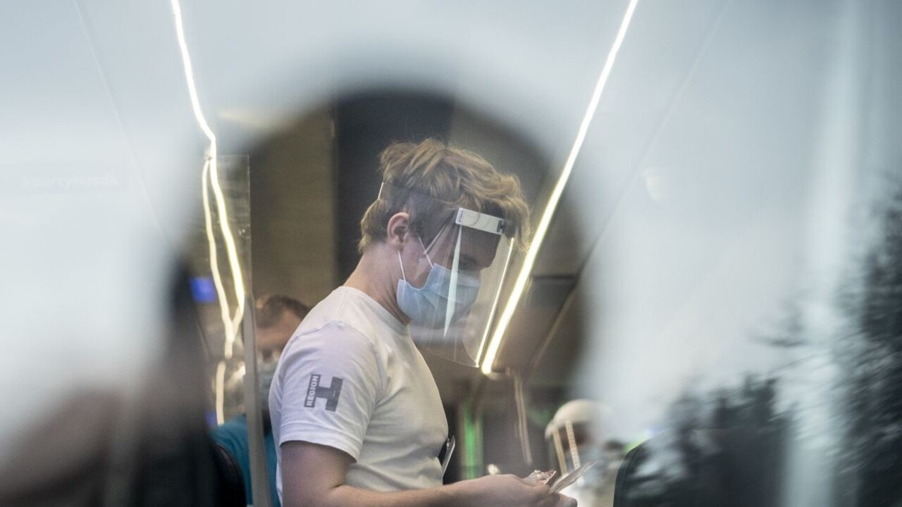 Britský variant je až o 64 percent smrteľnejší, hlásia z Anglicka