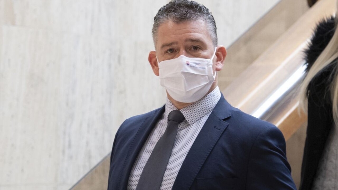 Smer hodnotí rok Mikulca vo vláde, s výčitkami nešetril