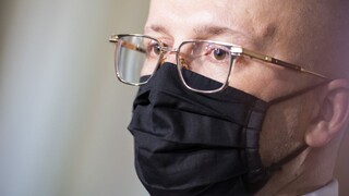 Zoroslav Kollár popiera, že by uplácal šéfa SIS. Vraj ho nepozná