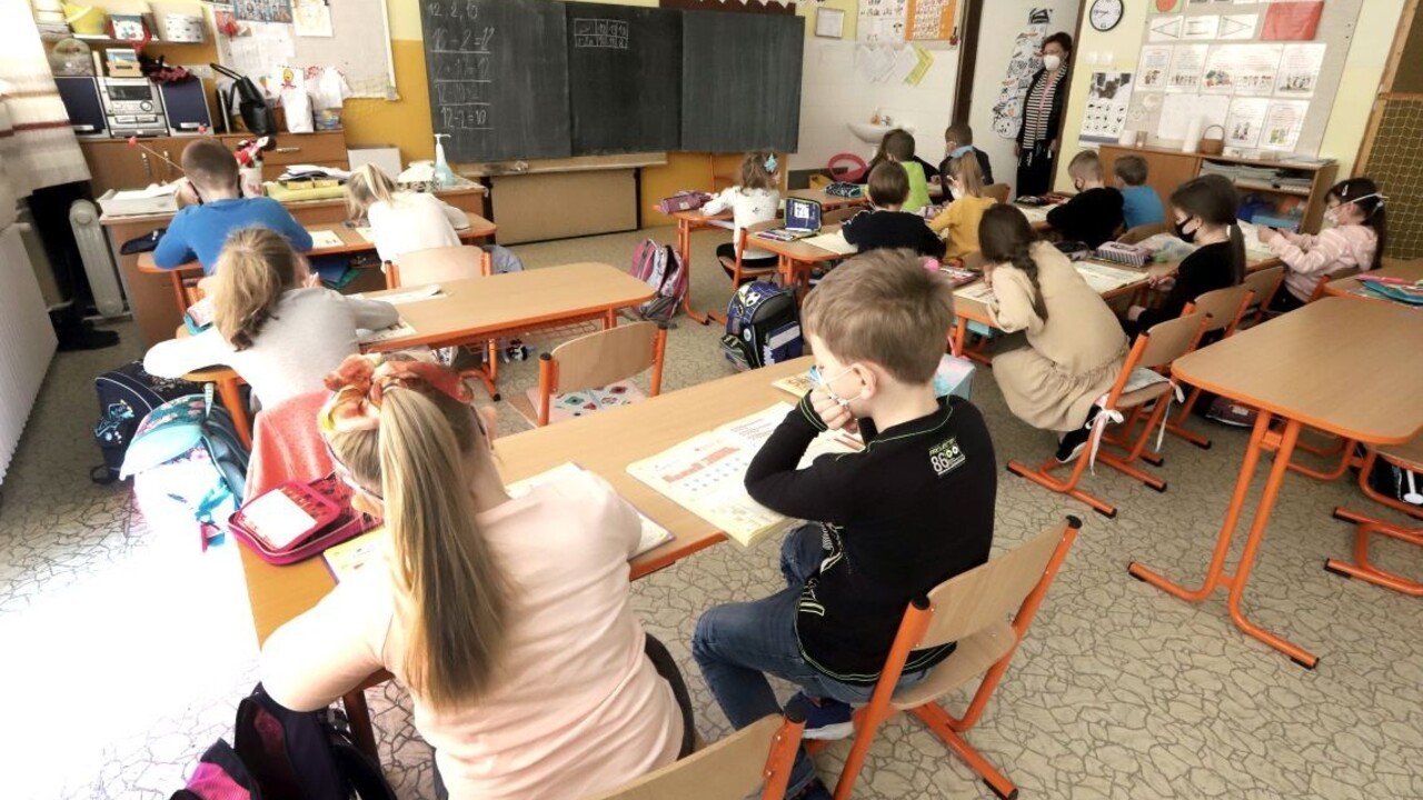 Kloktacie testy sú pripravené. S vírusom sa treba zmieriť, uvažuje Gröhling