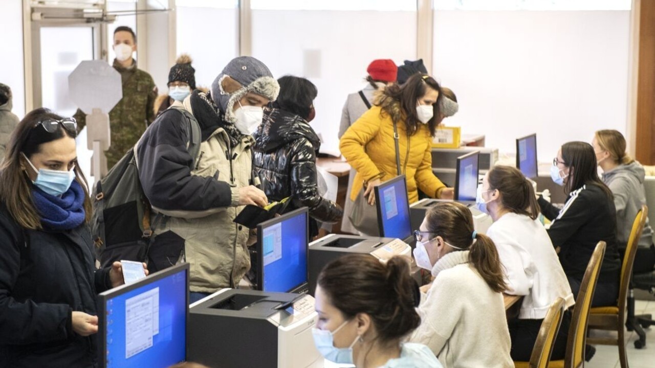 Nemocnica vysvetlila, prečo sa nedá prihlásiť na očkovací zoznam náhradníkov