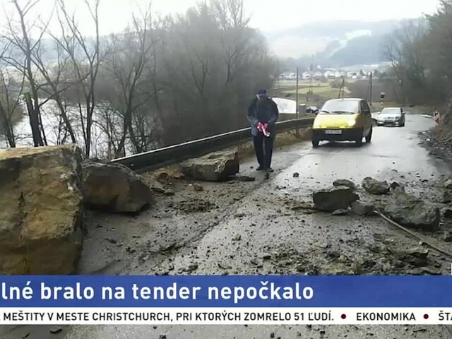 Hrozba zosuvu skalného brala je roky známa, jej riešenie urýchlila príroda
