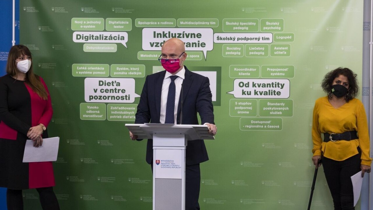 Žiadna badateľná zmena ani po roku? Takto vidí situáciu komora učiteľov