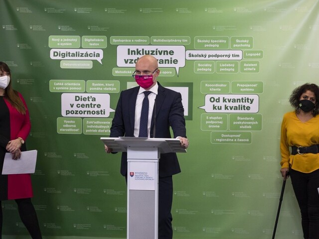Žiadna badateľná zmena ani po roku? Takto vidí situáciu komora učiteľov