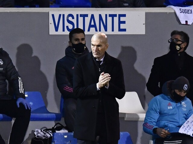 Real a Man City idú potvrdiť postup. Ešte sme nič nevyhrali, hovorí Zidane