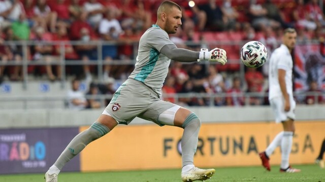 Rusov je už po operácii, chýbať bude zrejme do konca sezóny