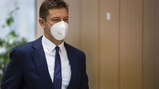 Doležal podporí núdzový stav, pracuje aj na štátnej karanténe