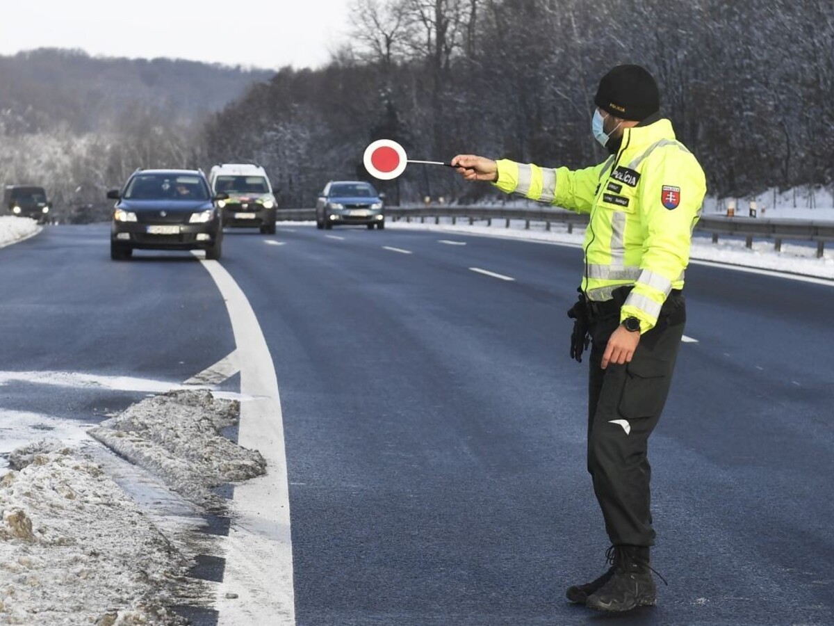 Analytik Bošňák odkazuje Žiline: Na Veľkú noc buďte doma