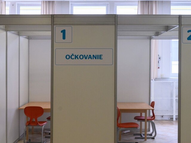 Čakáreň na očkovanie beží v plnom prúde, využilo ju už vyše 126-tisíc ľudí