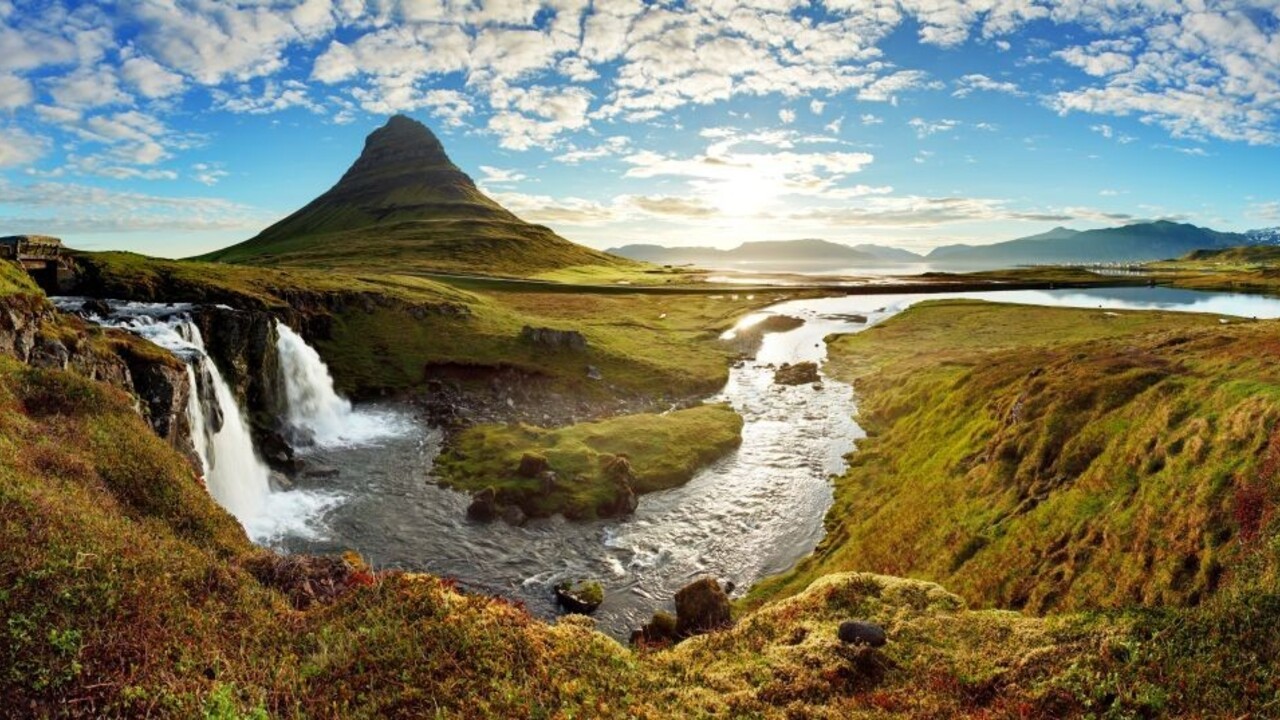Island otvára hranice pre zaočkovaných návštevníkov