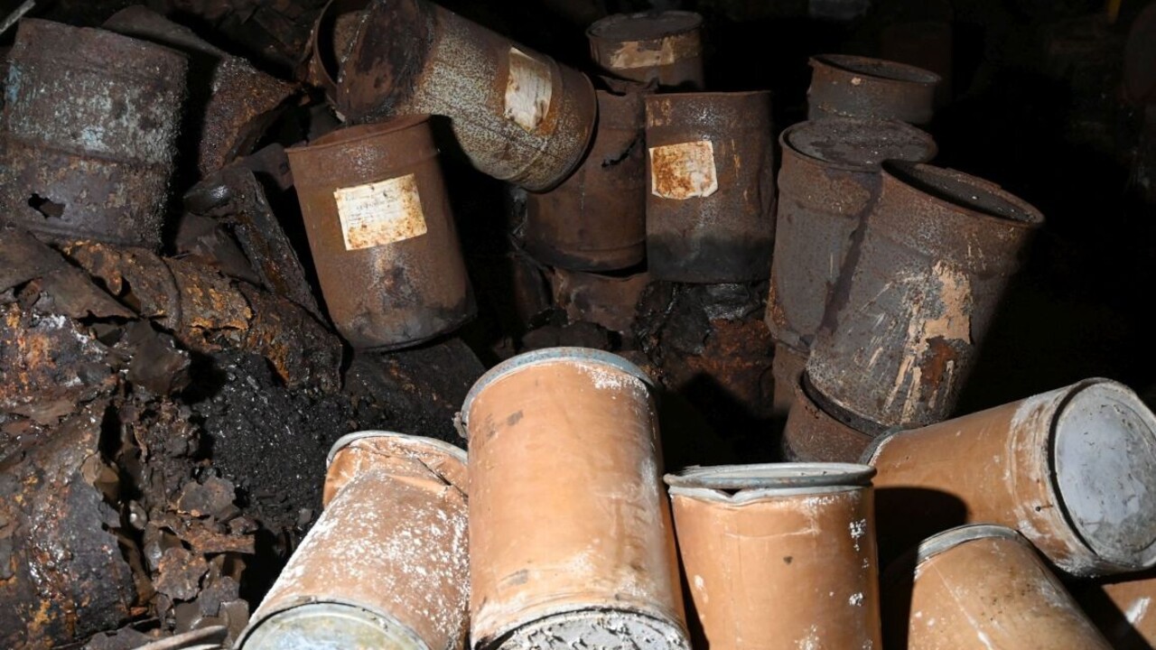 Odstránia toxický odpad z Chemka Strážske? Hasiči dostanú špeciálnu techniku