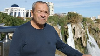 Zomrel legendárny hlas rozhlasového štúdia Ľubomír Motyčka