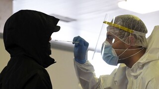 Obetí už máme takmer 9000, počet hospitalizovaných klesol