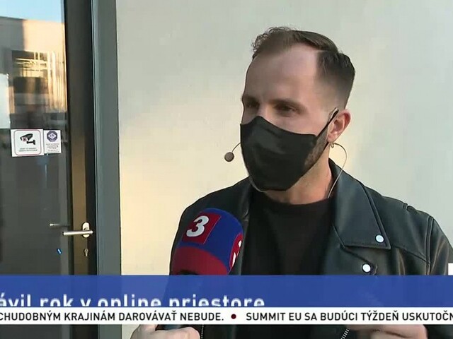 Tréner Landl oslávil rok v online priestore benefičným workoutom