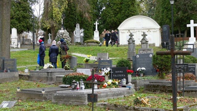 Národný cintorín je v centre pozornosti, tlak Martinčanov silnie