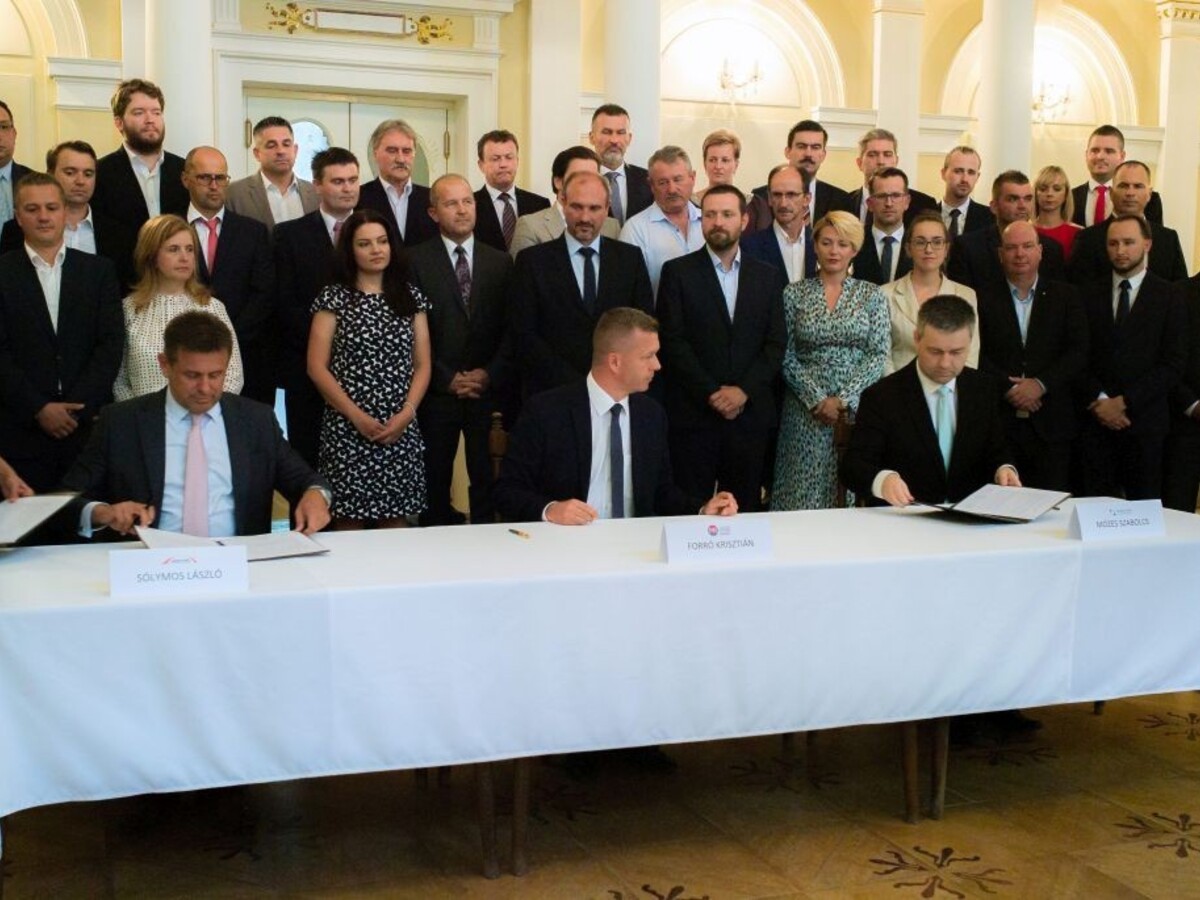 Tri maďarské strany našli kompromis, ohlásili vznik Aliancie