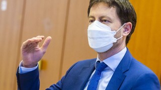 Heger: Ministerstvá, ktoré sú dôležité pre pandémiu, robia na plné obrátky