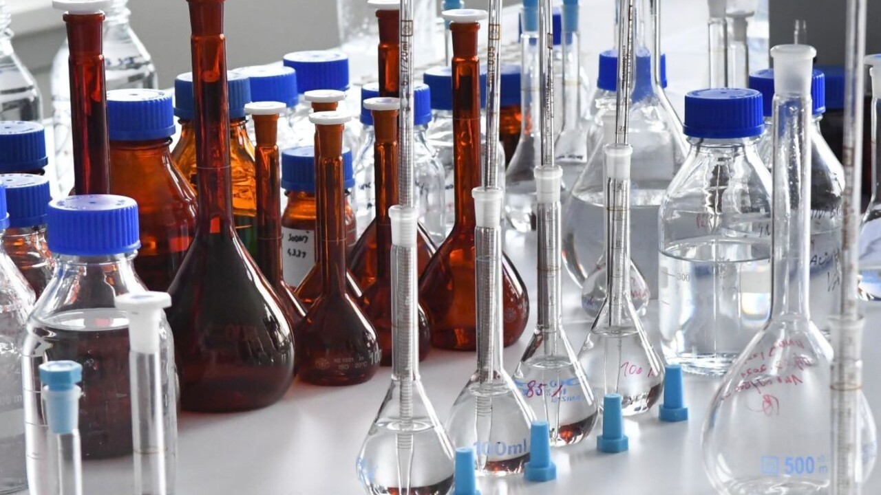 Sputnik budú vyrábať v Bavorsku, sľubujú milióny dávok mesačne