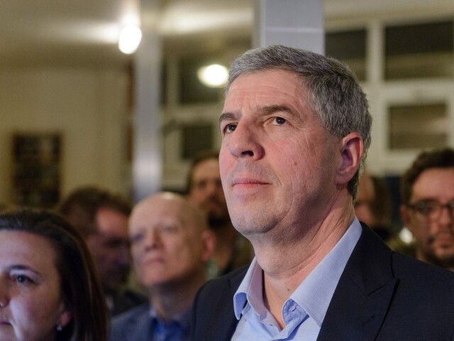 Bugár ohlásil návrat do Mostu-Híd. Strane chce pomôcť vo voľbách
