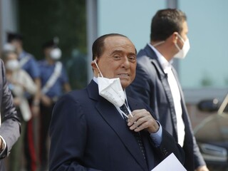 silvio berlusconi, 1140x, tasr