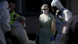 Koronavírus v Česku spomaľuje, čísla vyzerajú lepšie