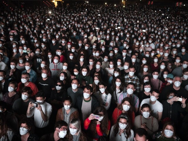 V Španielsku sa uskutočnil koncert, 5000 ľudí prešlo prísnymi opatreniami
