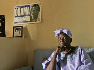 Zomrela babička Baracka Obamu. Kedysi ju navštívili i Slováci