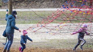 Vírus sa nevyhol ani maličkým deťom. Koľko sa ich u nás nakazilo?